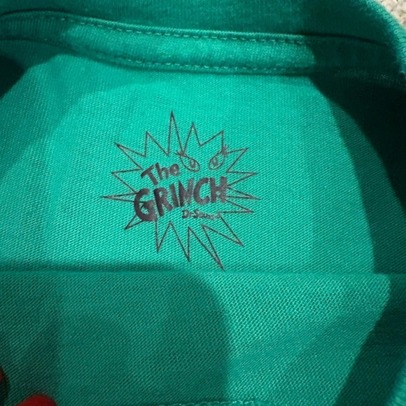 Grinch Tee - Picture 3 of 4